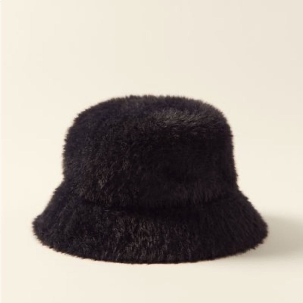 Y2K Fuzzy Bucket Hat